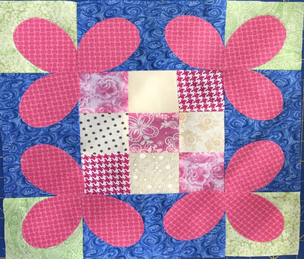 Week 33 – 52-week Series Of Scrappy Blocks: My Honeybee Block 